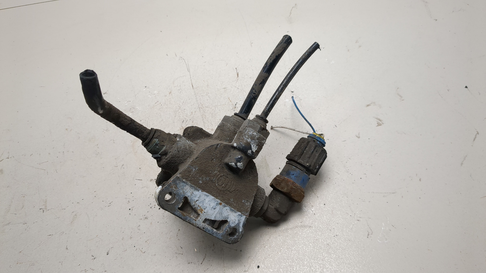 Клапан электромагнитный