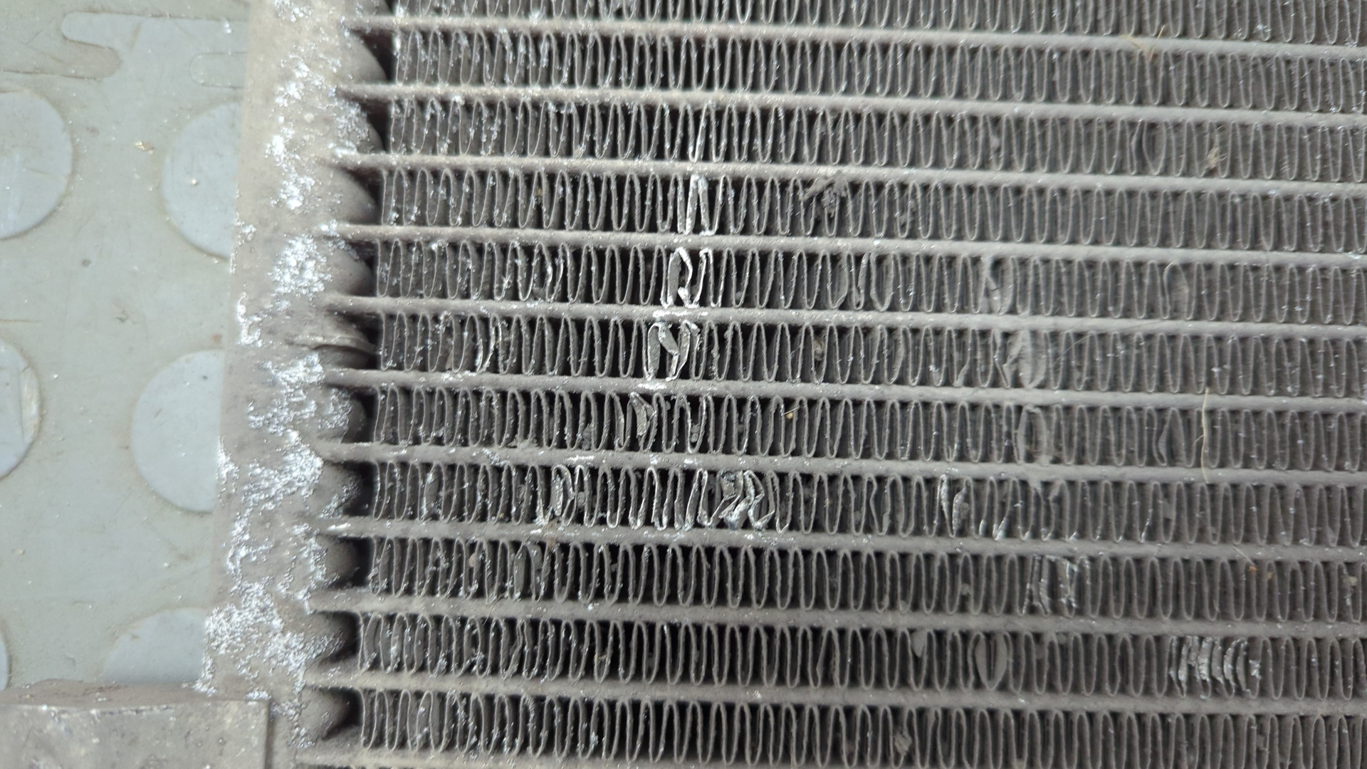 Радиатор кондиционера / конденсер