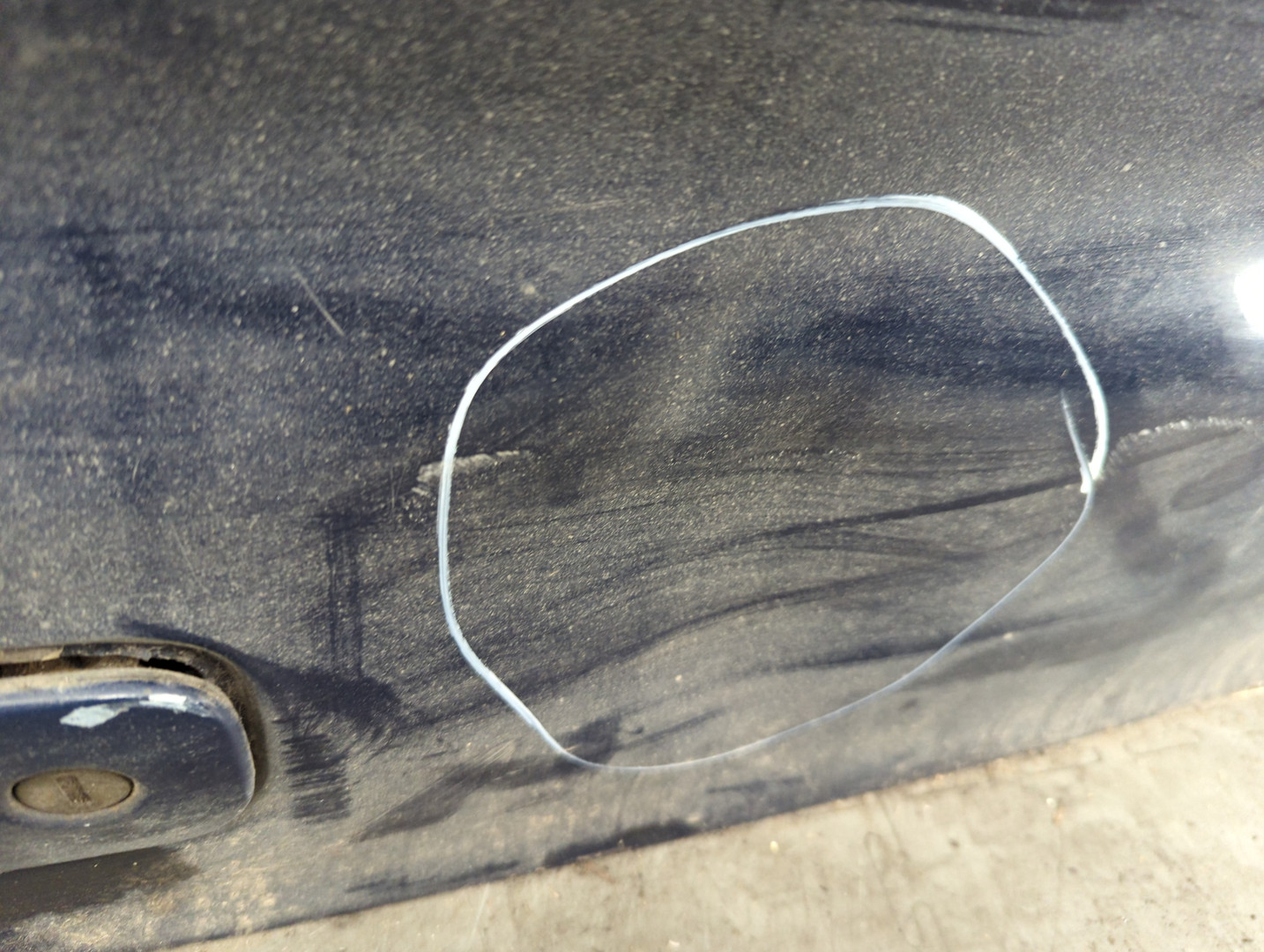 Дверь багажника