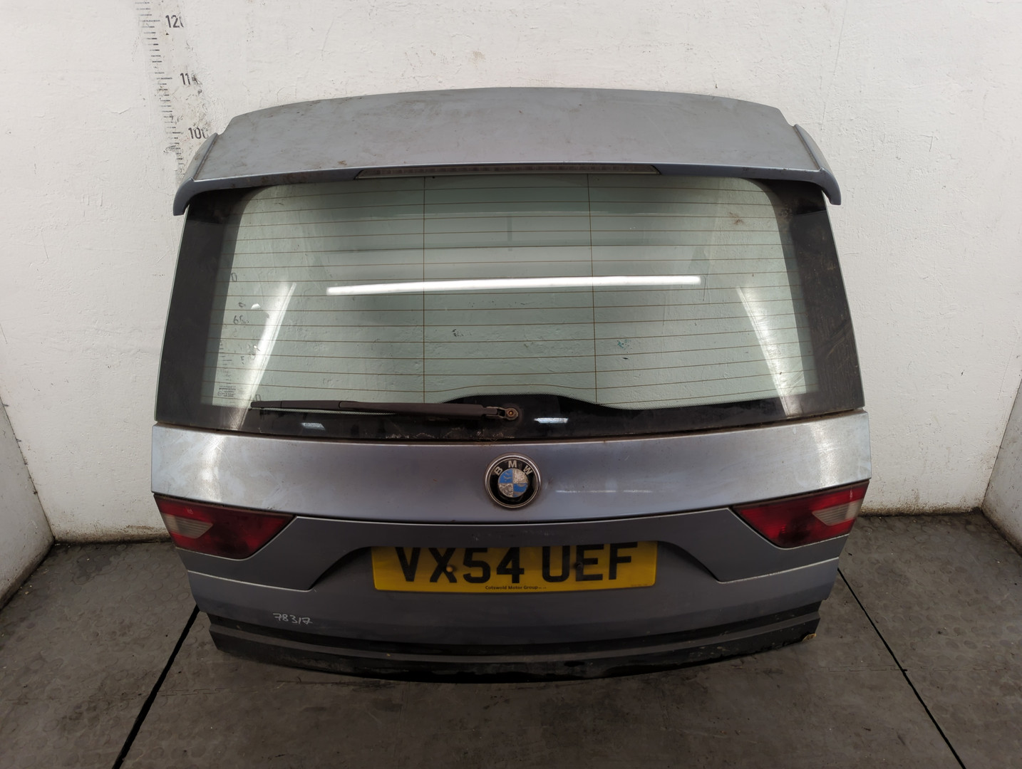 Дверь багажника