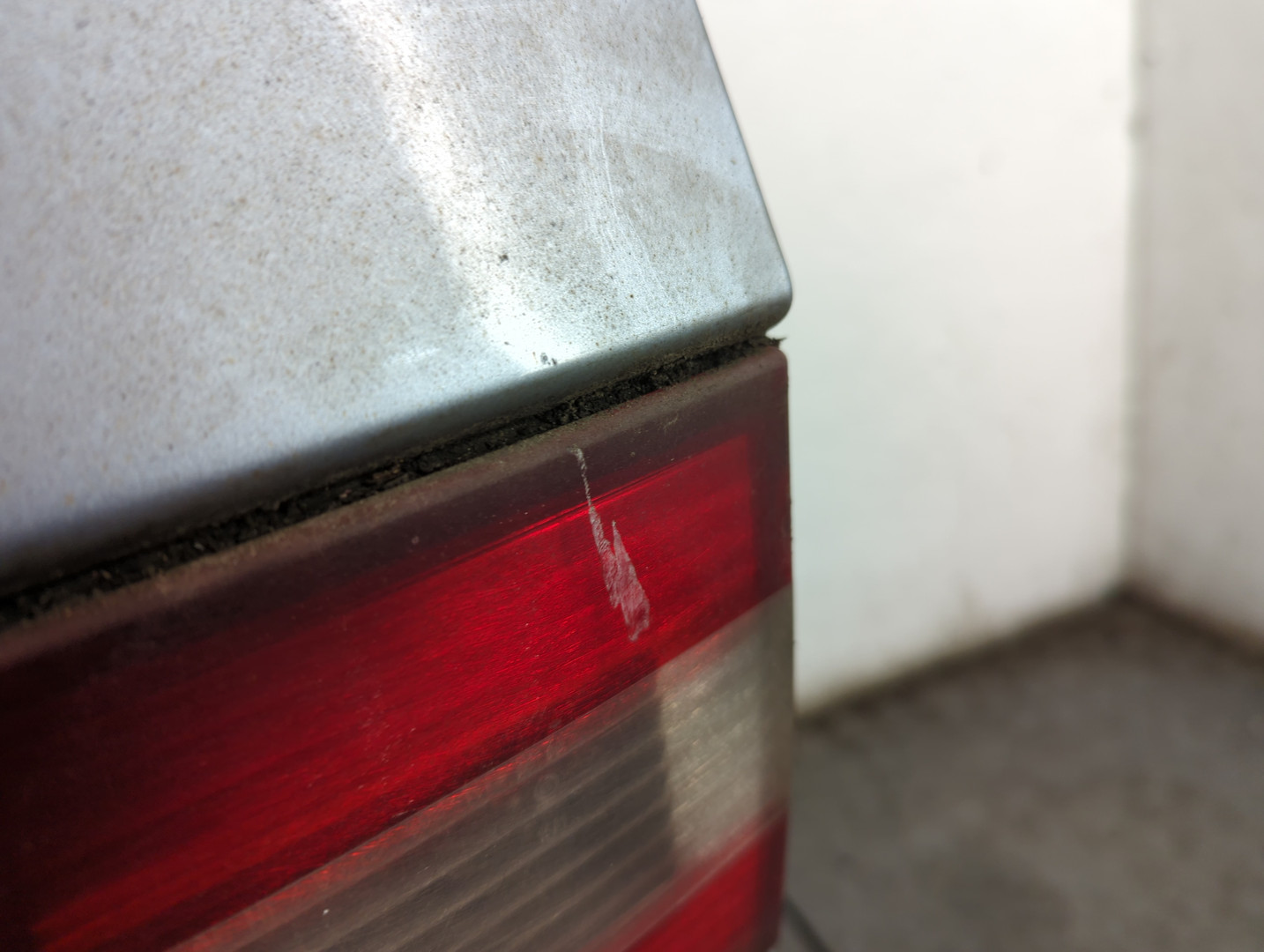 Дверь багажника