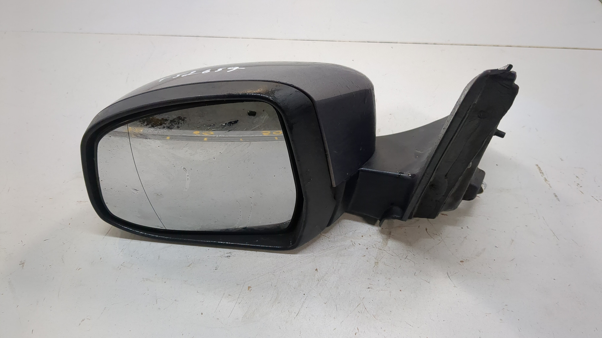 Зеркало левое электрическое