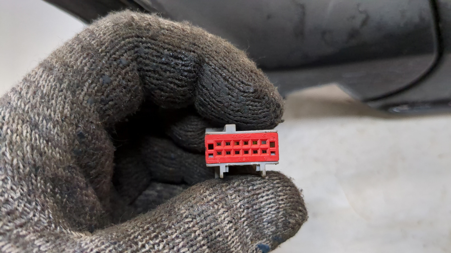 Зеркало левое электрическое