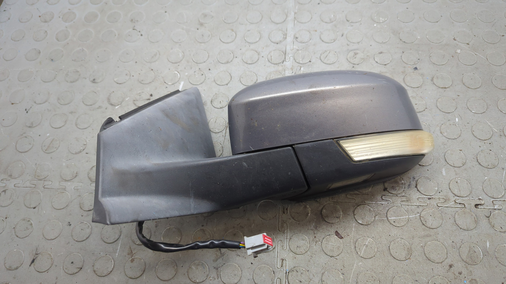 Зеркало левое электрическое