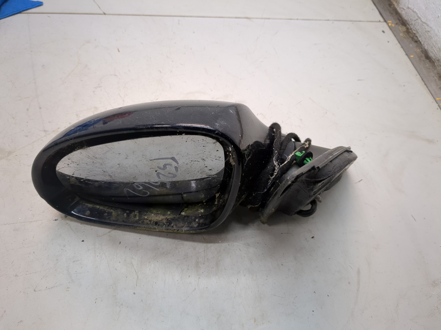 Зеркало левое электрическое