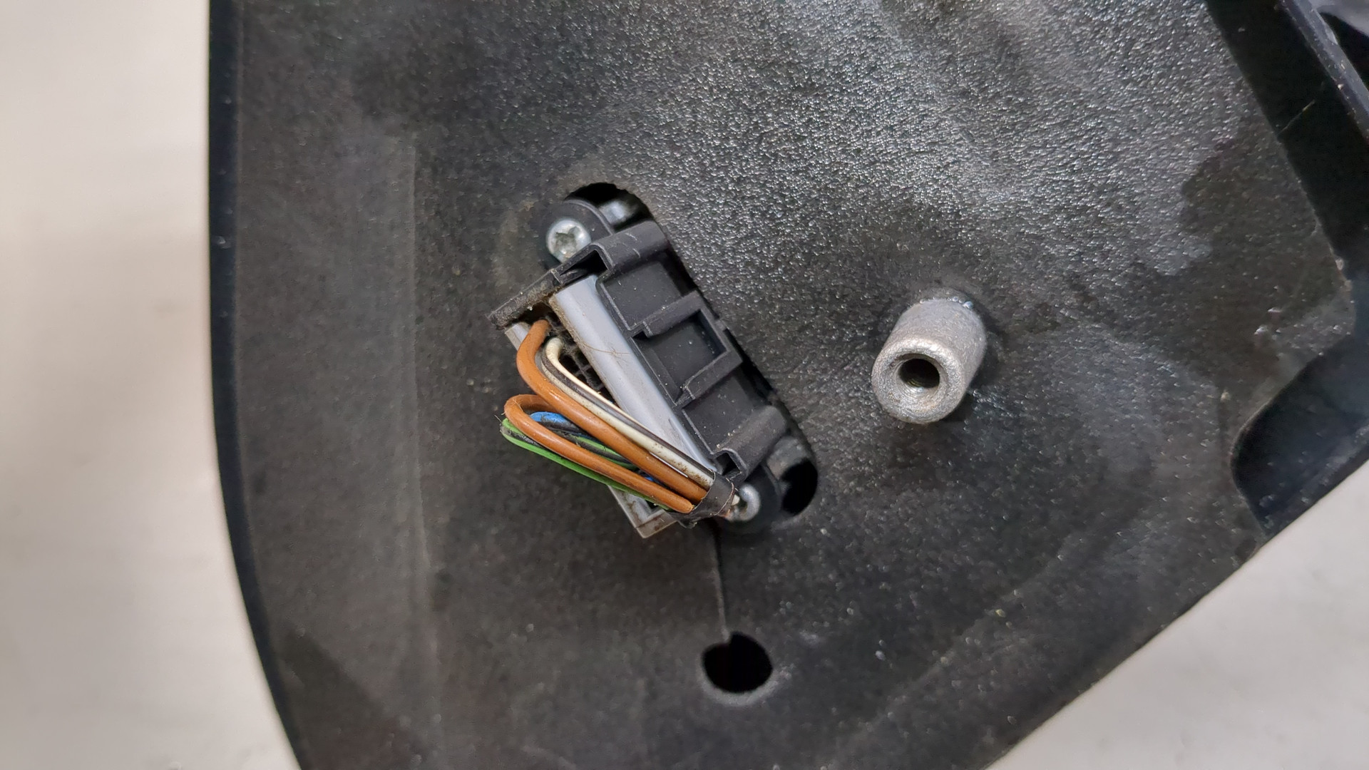 Зеркало правое электрическое