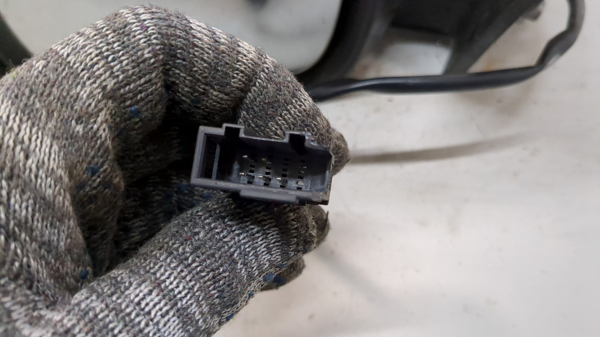 Зеркало левое электрическое