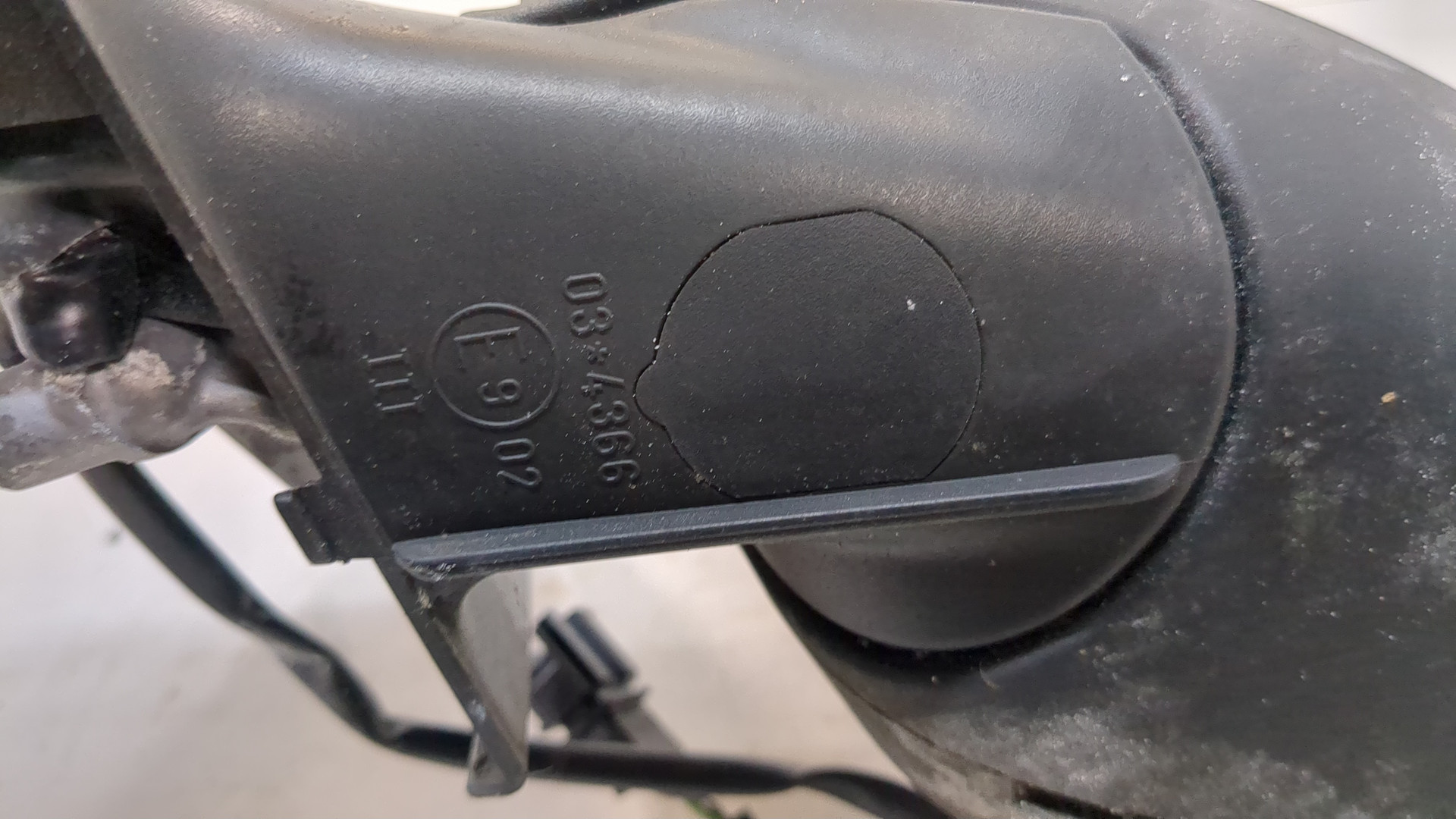 Зеркало левое электрическое