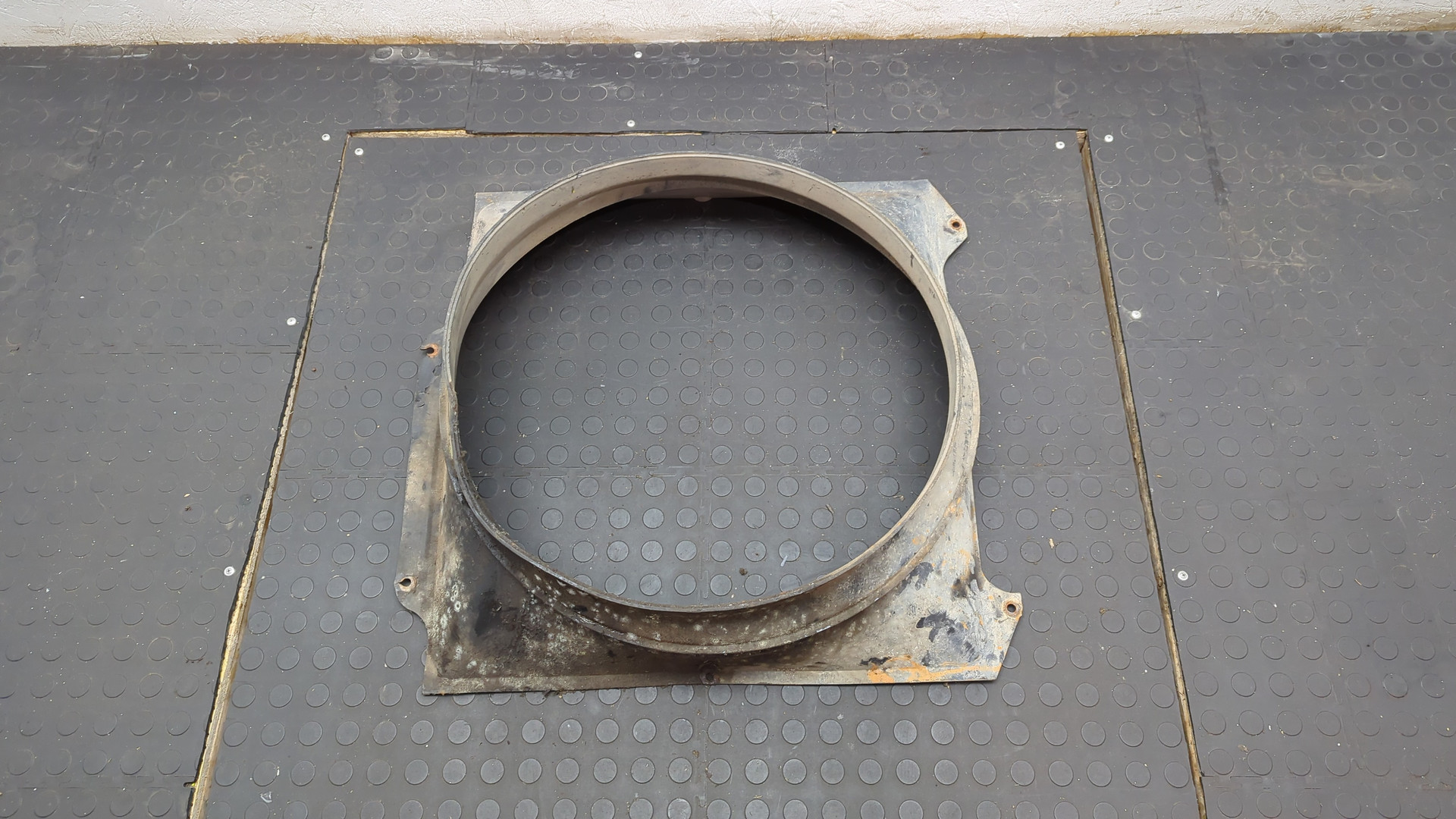 Диффузор вентилятора