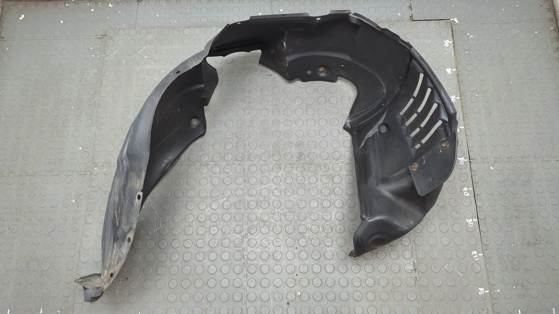 Локер передний правый