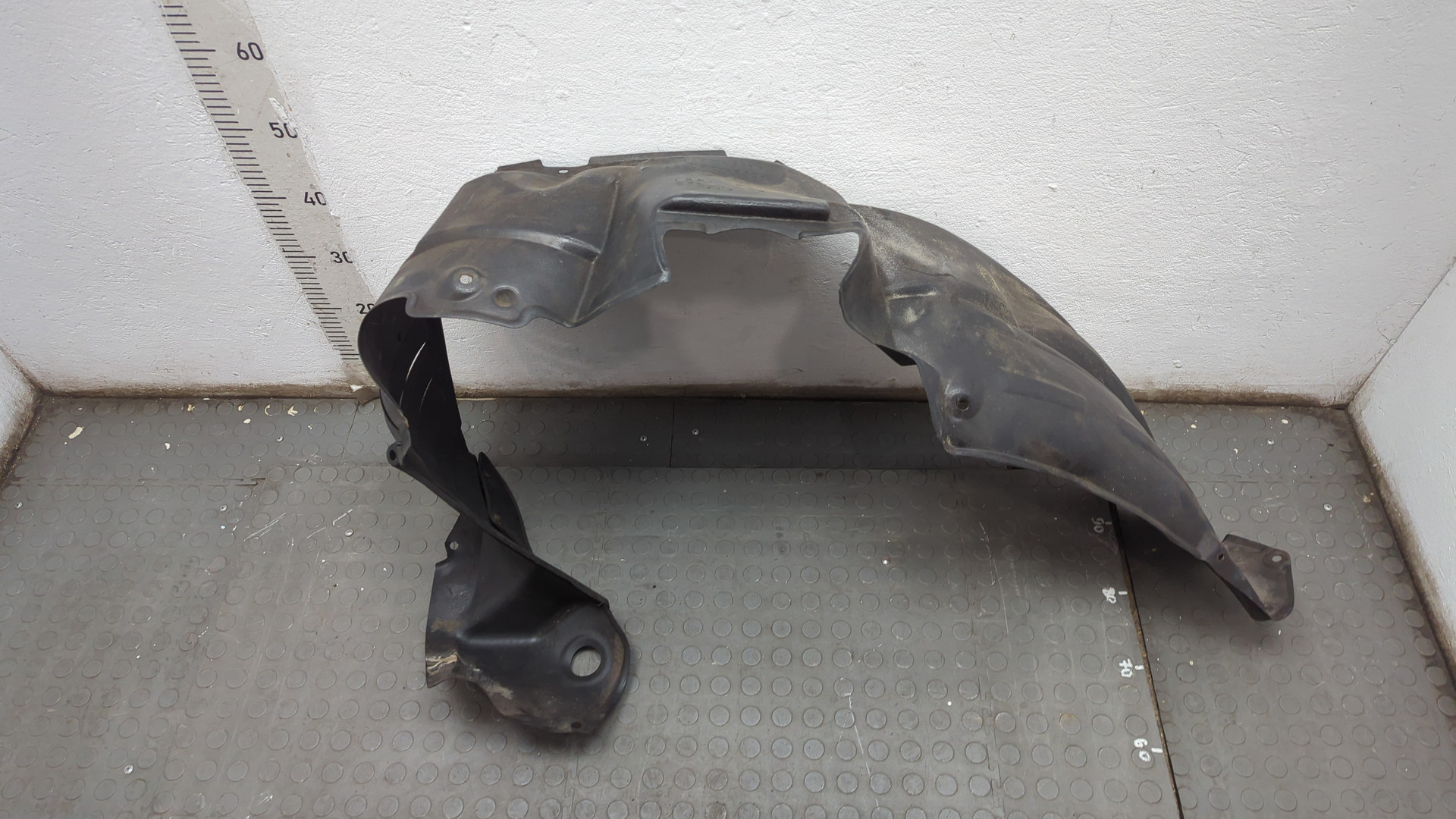 Локер передний правый