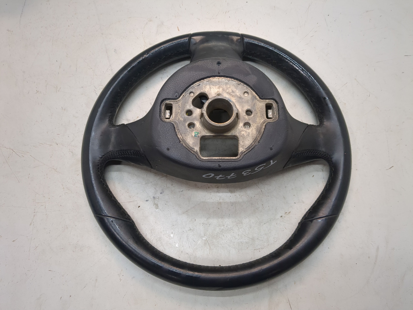 Рулевое колесо (руль)