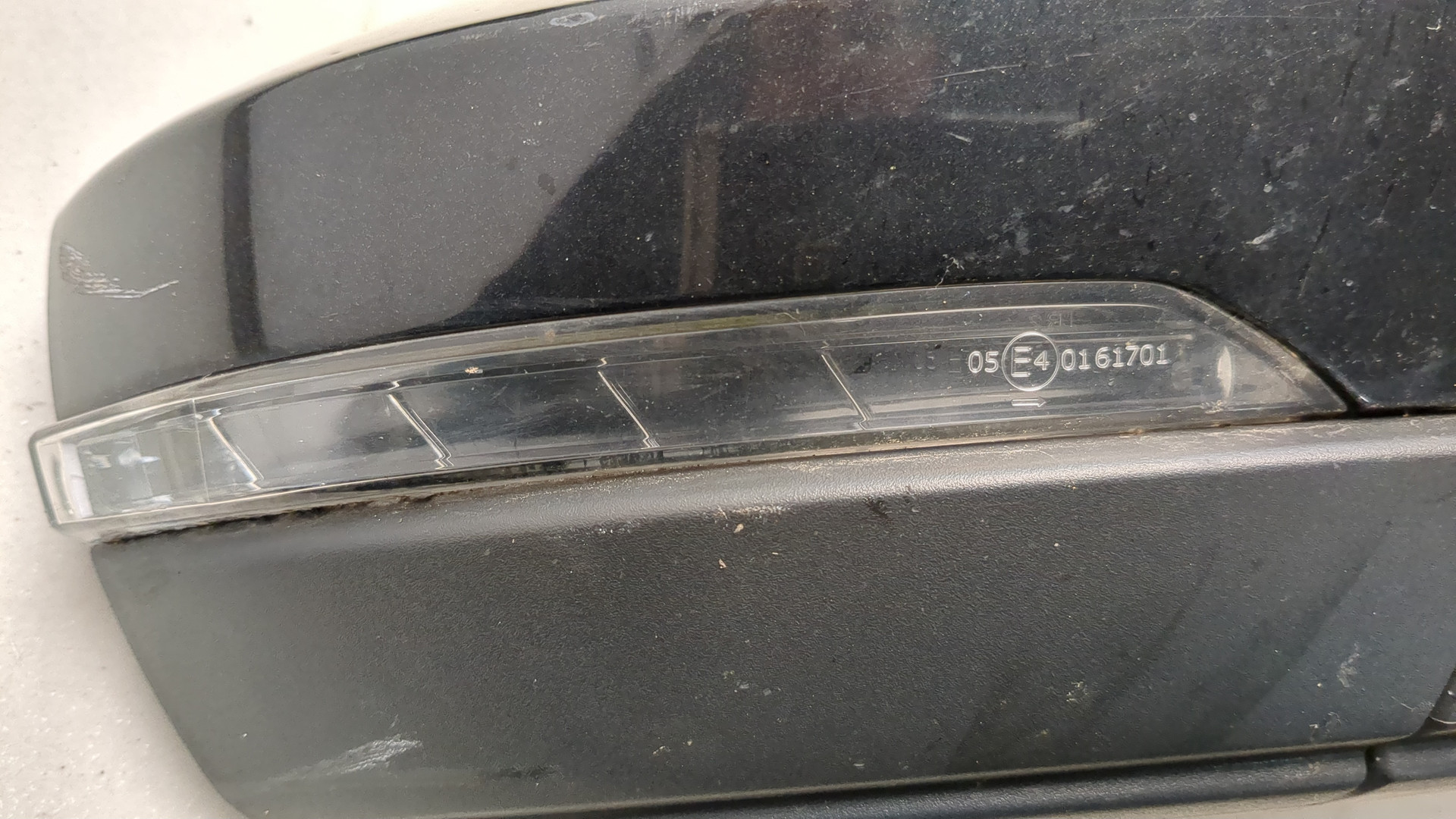 Зеркало правое электрическое