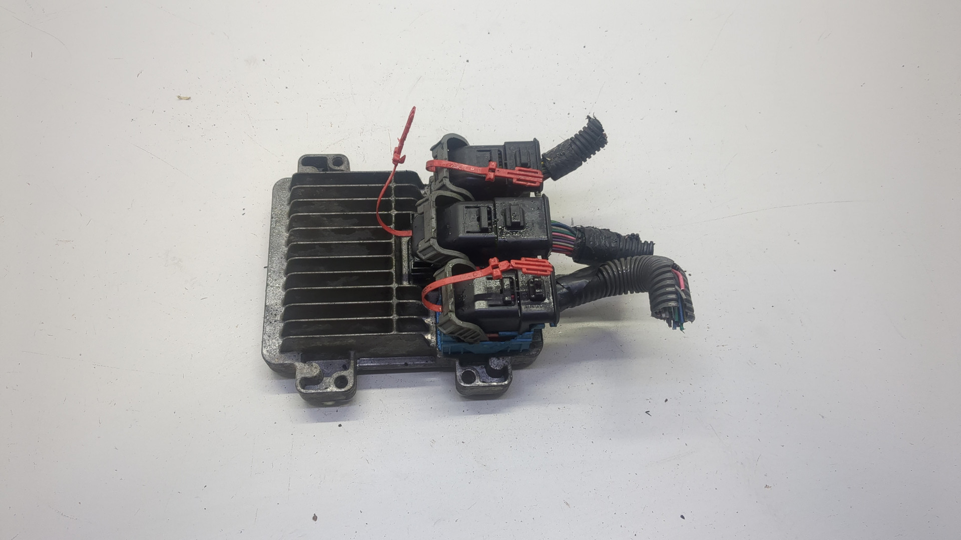 Блок управления двигателем