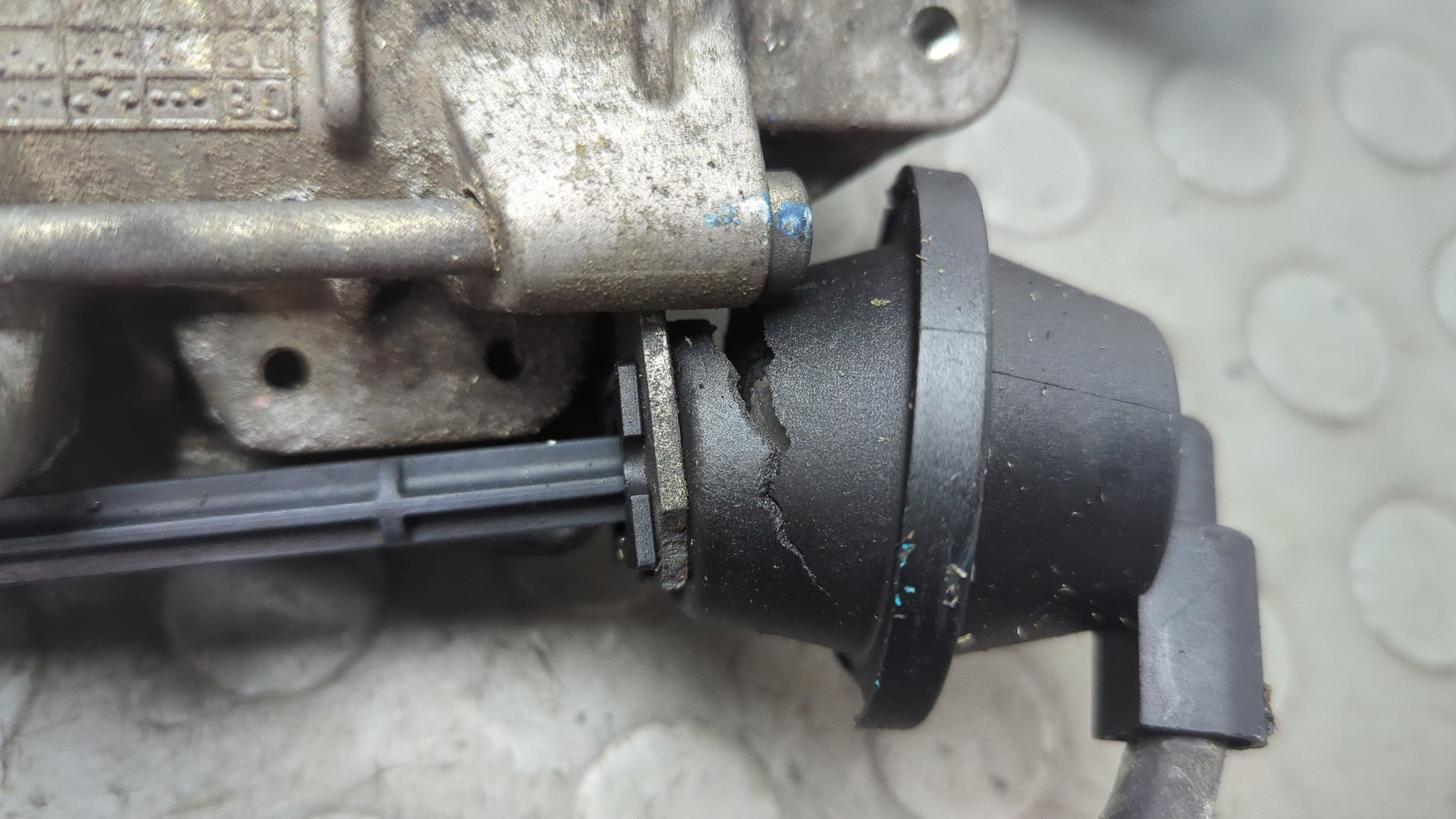 Клапан рециркуляции выхлопных газов (EGR)