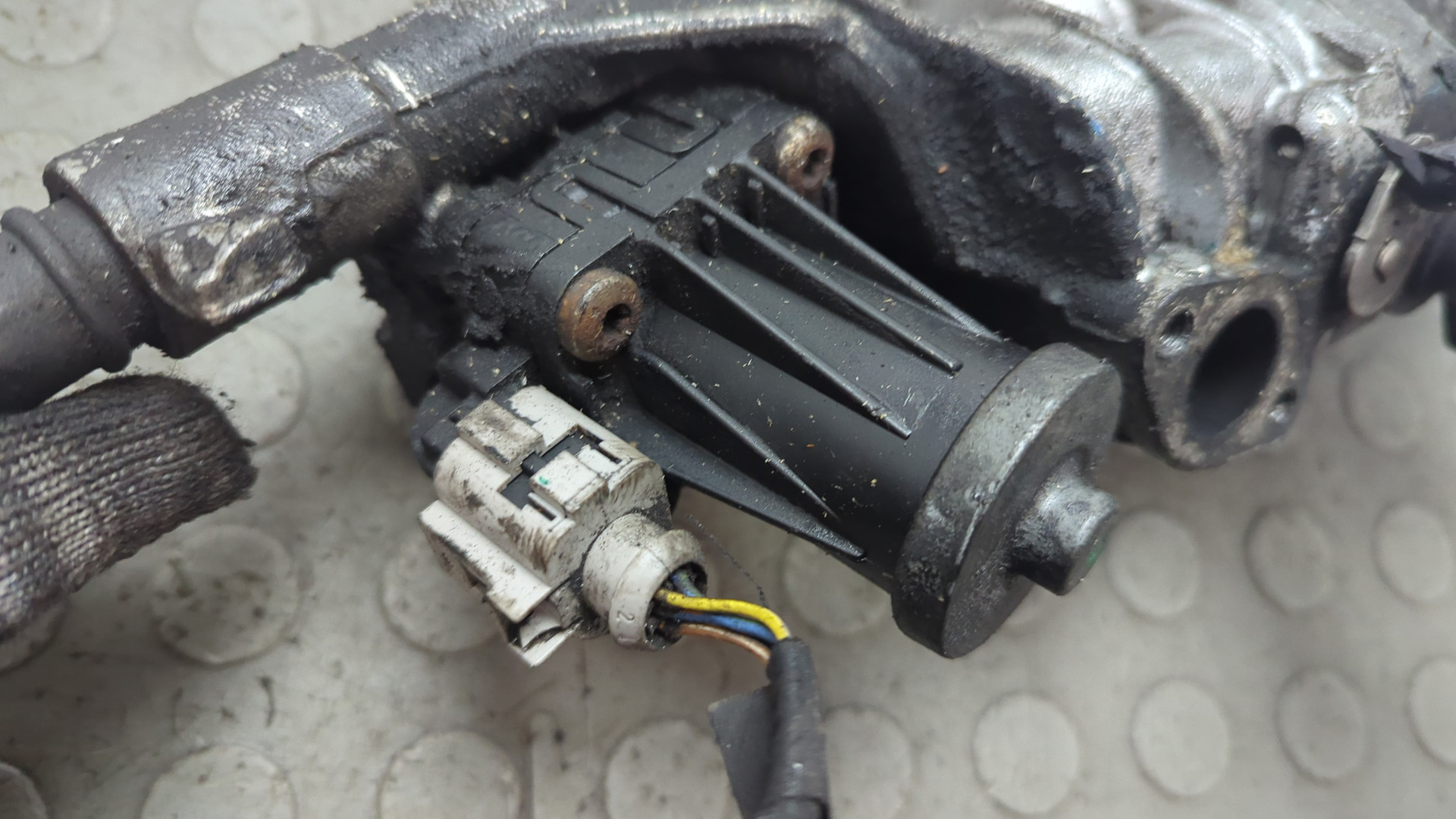 Клапан рециркуляции выхлопных газов (EGR)