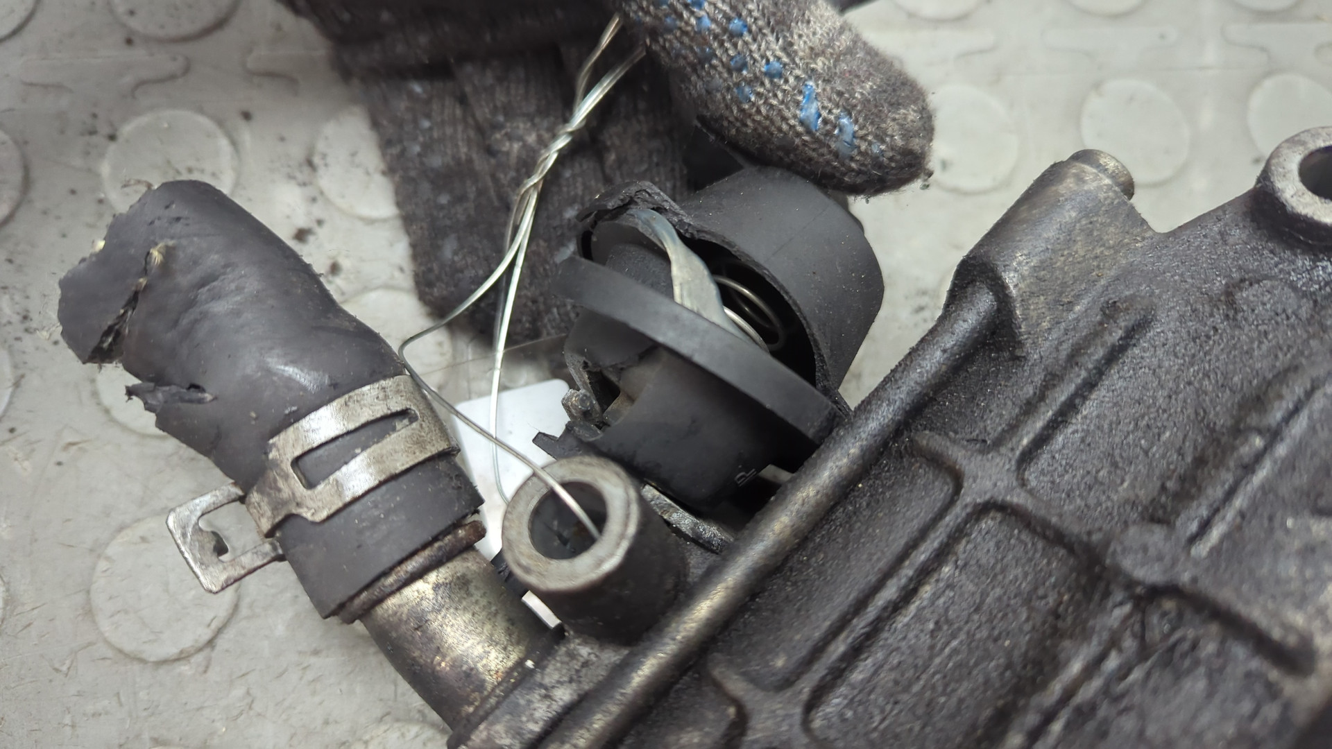 Клапан рециркуляции выхлопных газов (EGR)