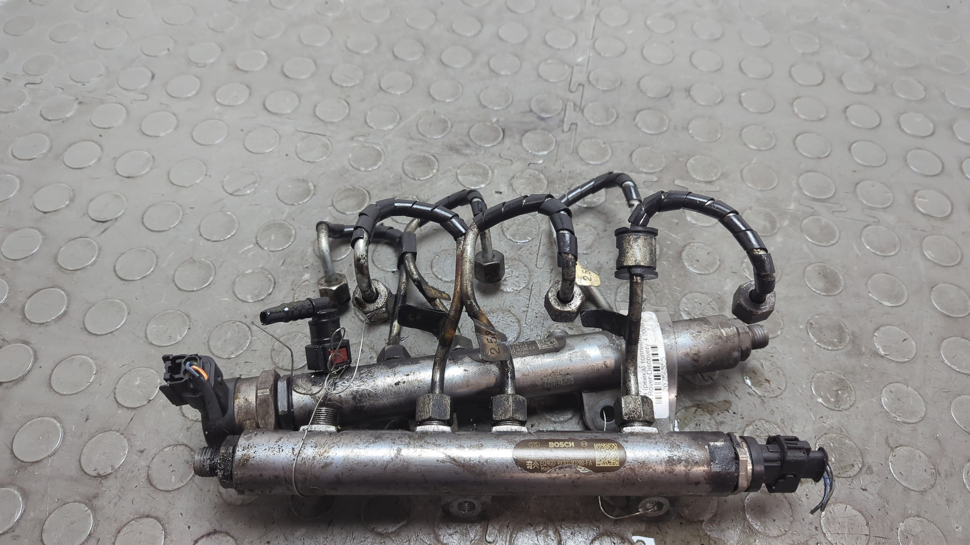 Рейка топливная (рампа)