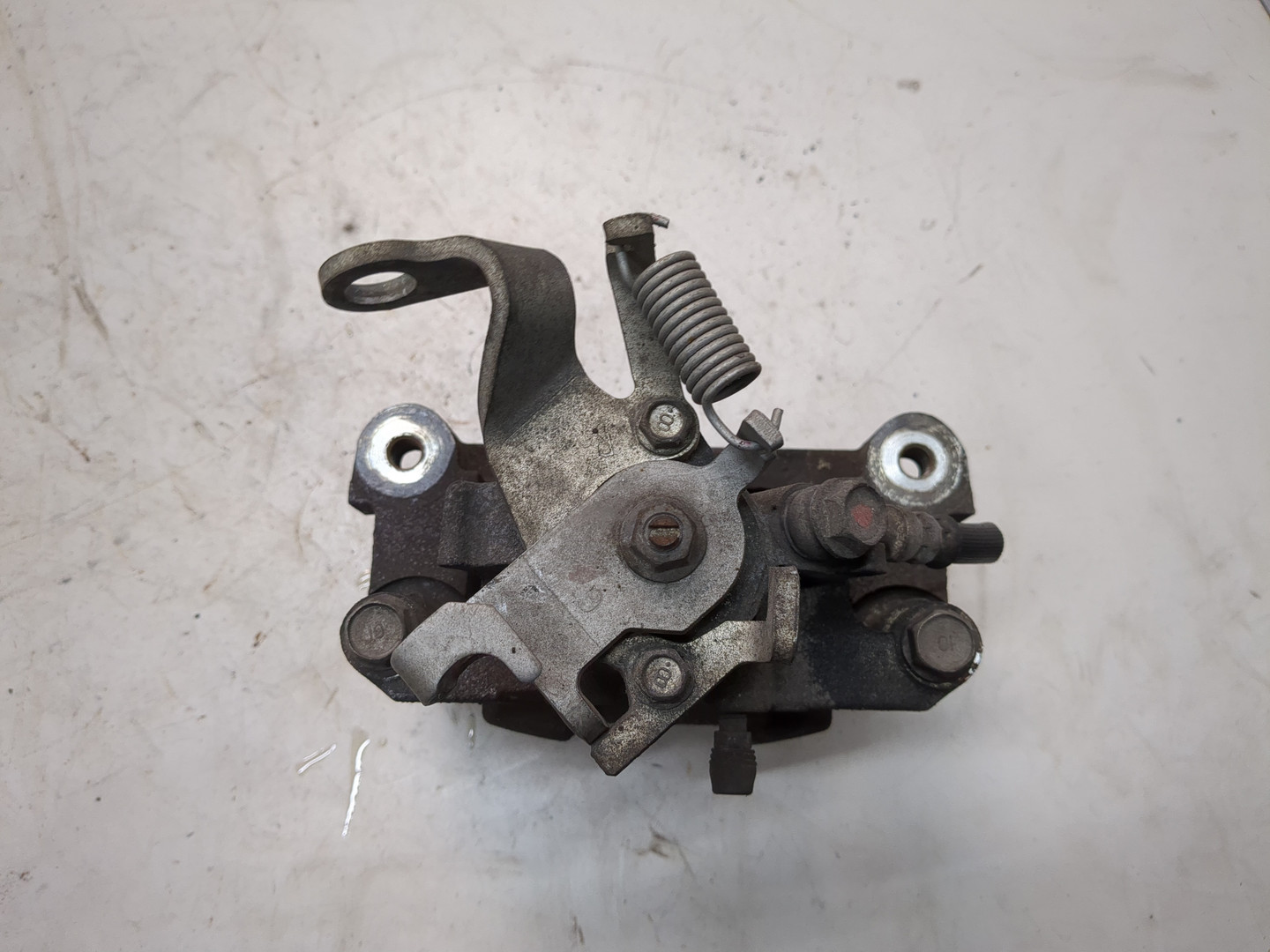 Суппорт задний правый