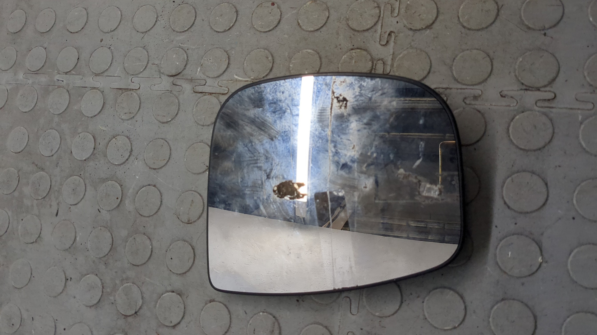 Стекло зеркала электрического левого