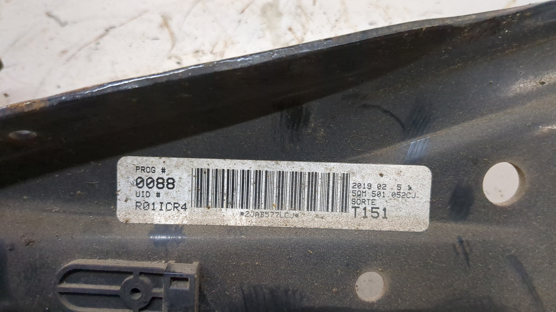 Рычаг задний правый