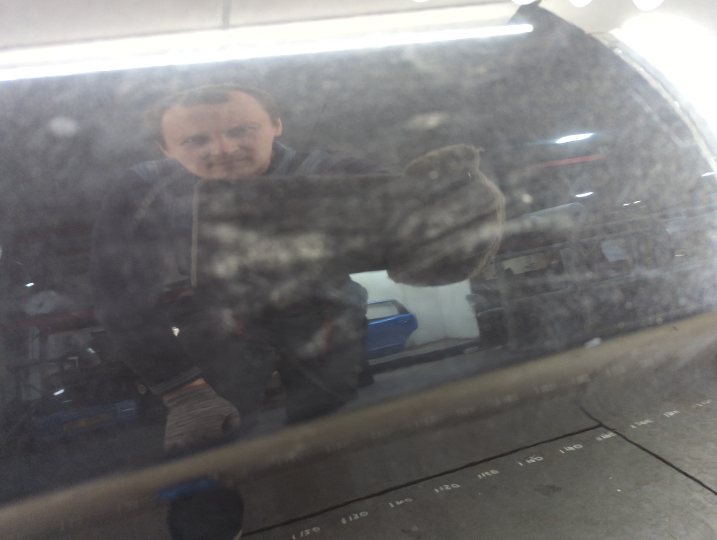 Дверь задняя левая