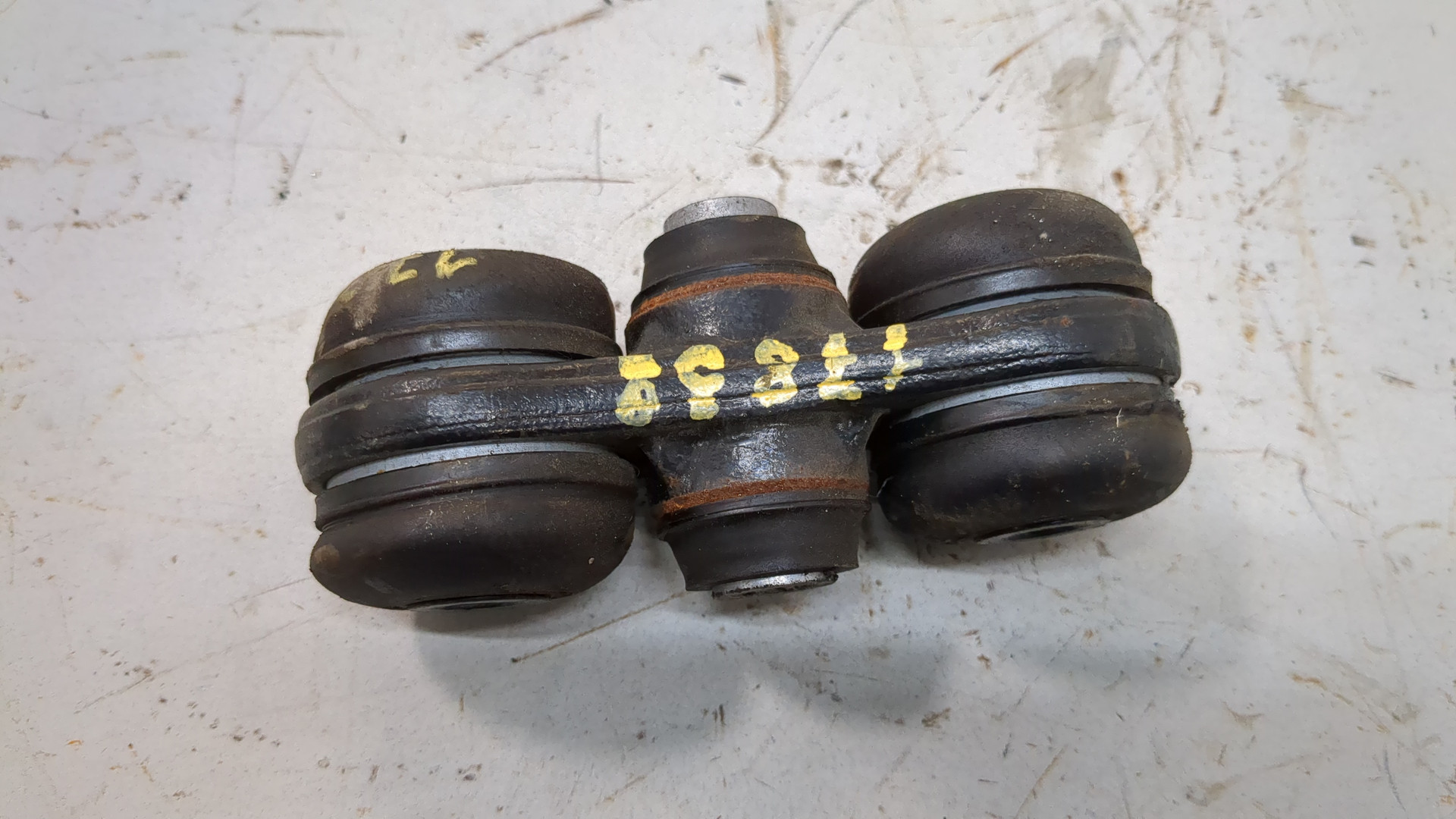 Рычаг задний