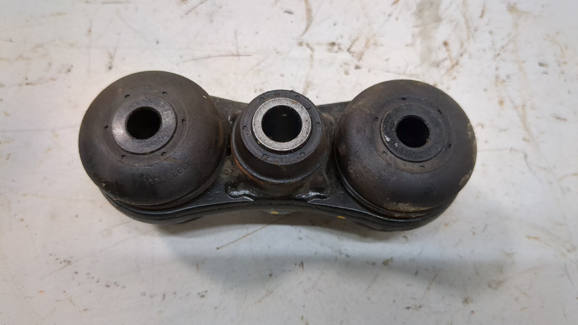 Рычаг задний