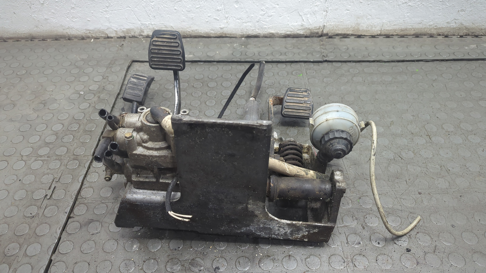 Блок педалей