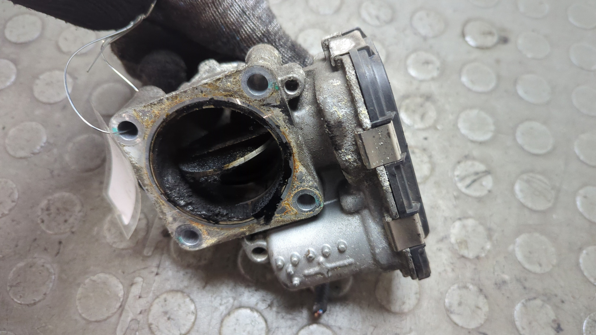 Заслонка дроссельная электрическая