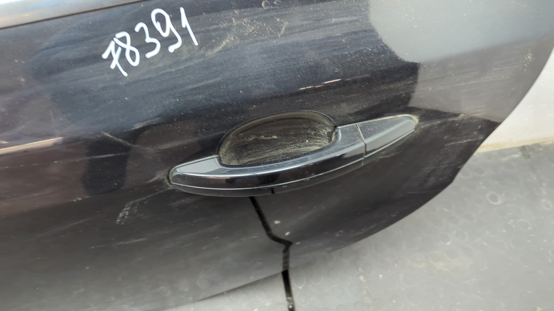 Дверь задняя левая