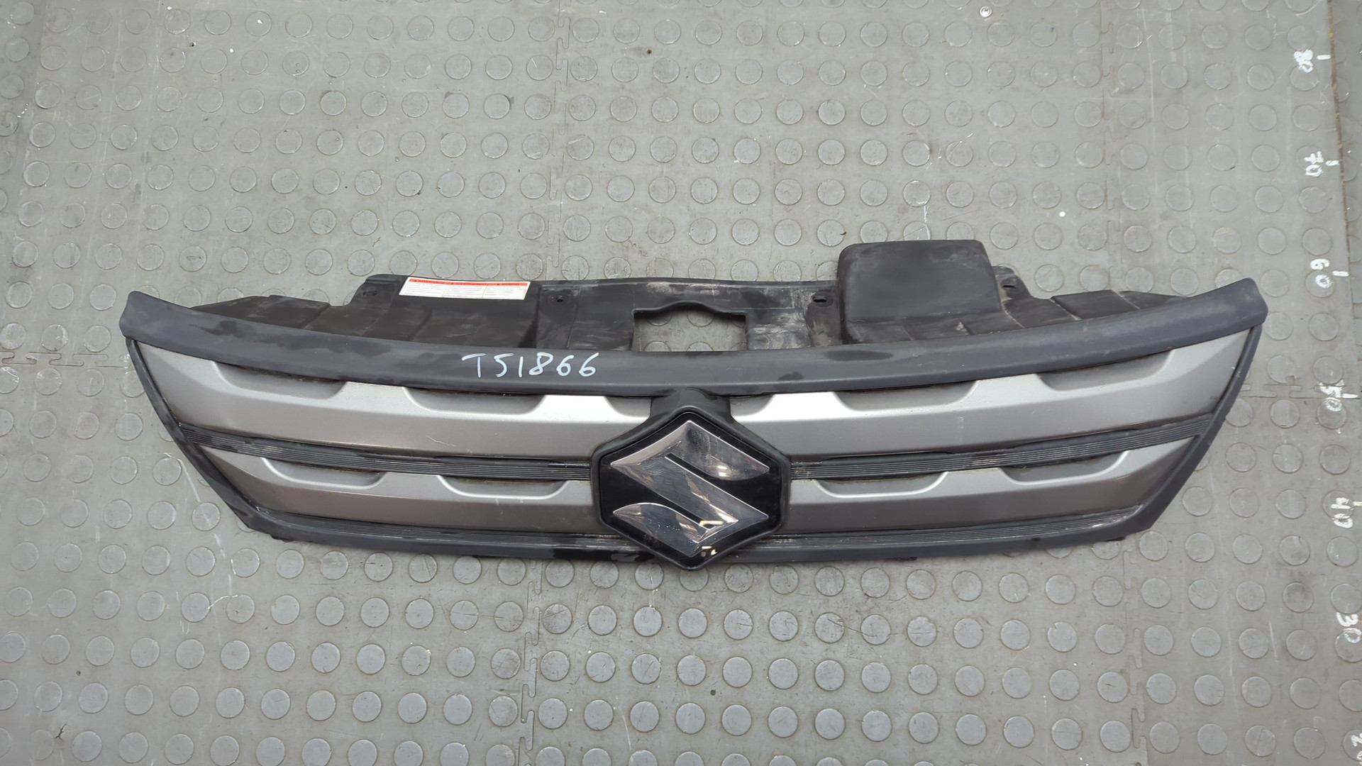 Решетка радиатора