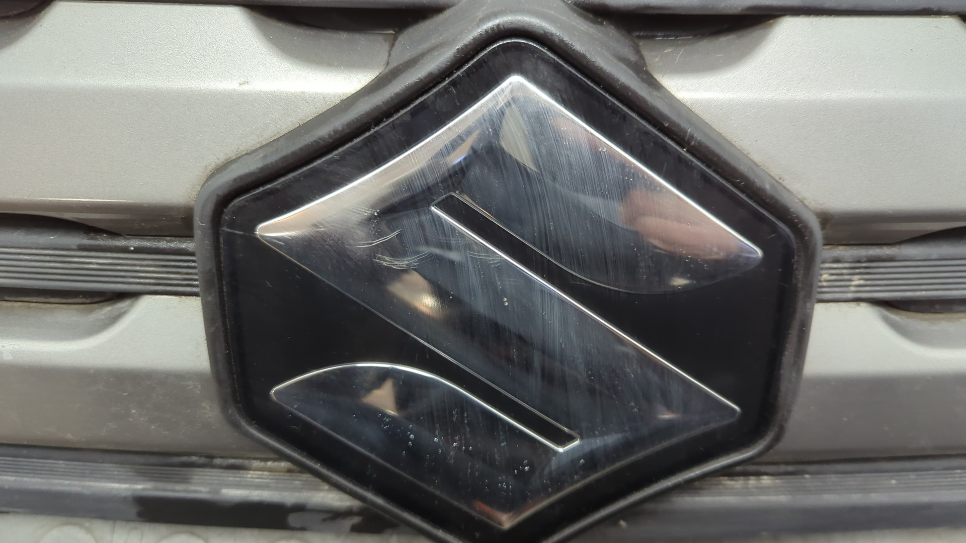 Решетка радиатора