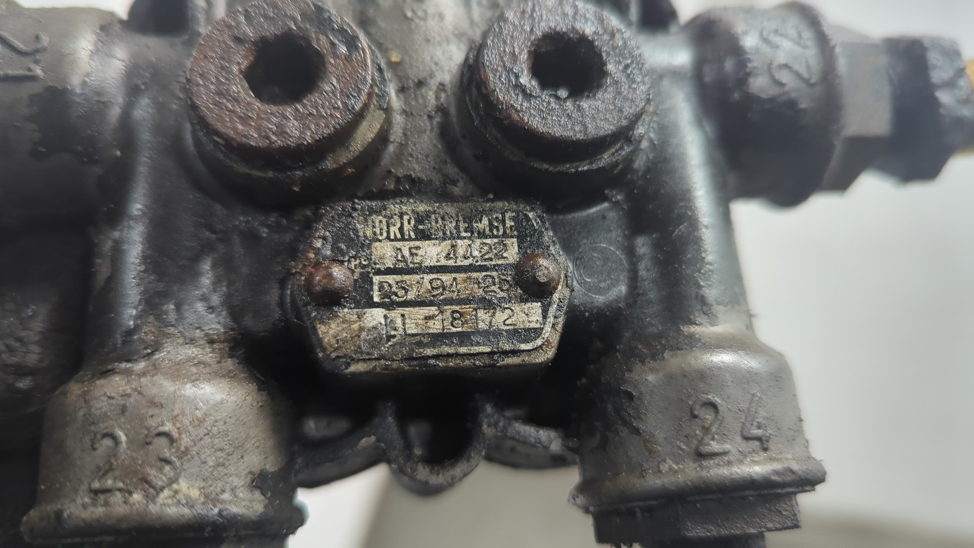 Кран защитный 4-х контурный