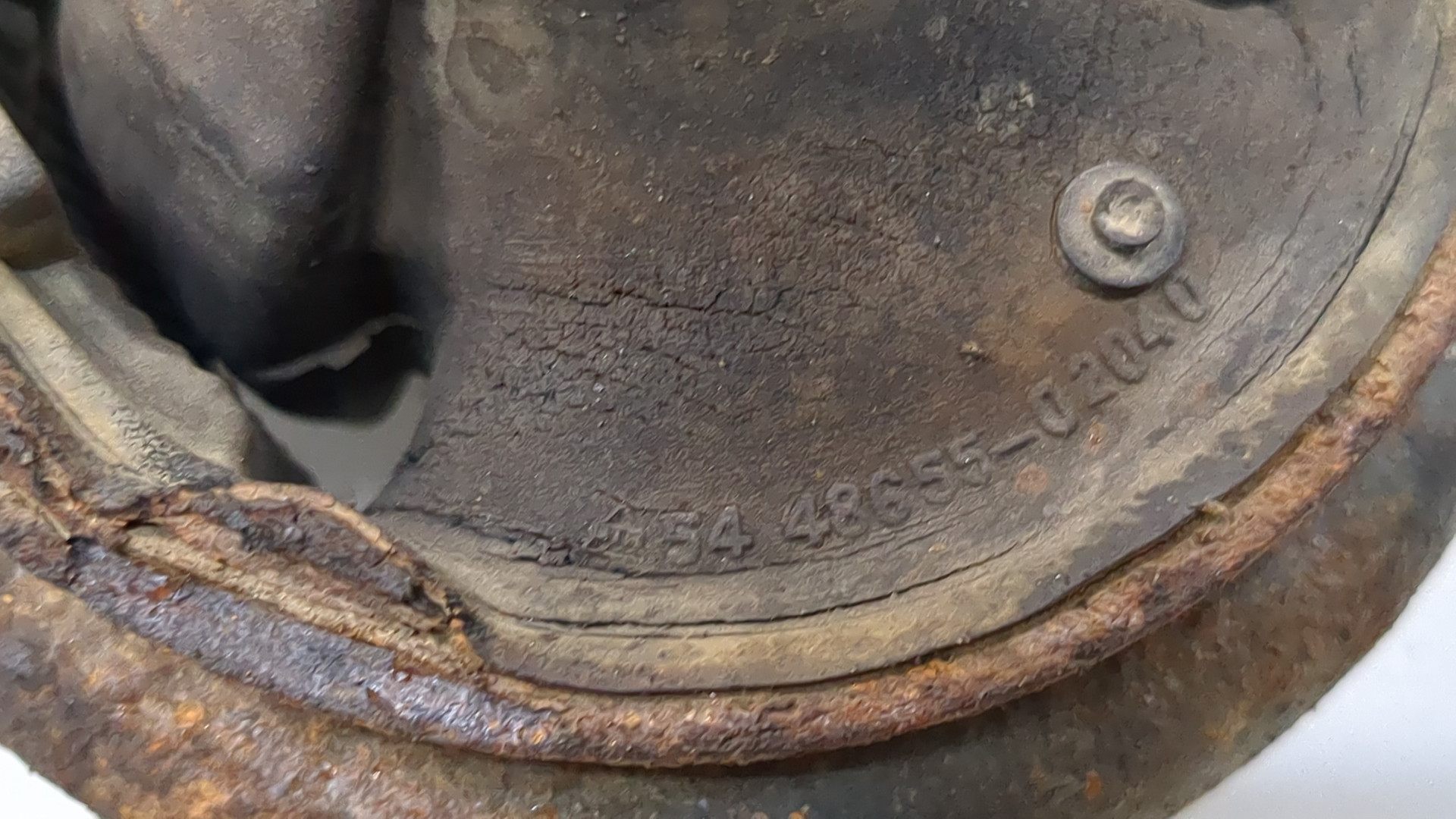 Рычаг передний левый