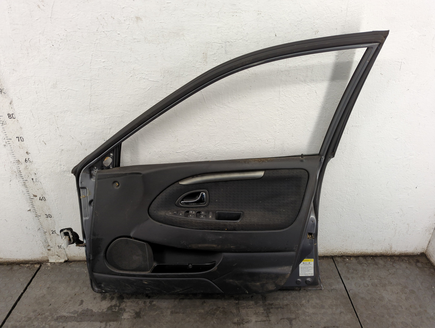 Дверь передняя правая