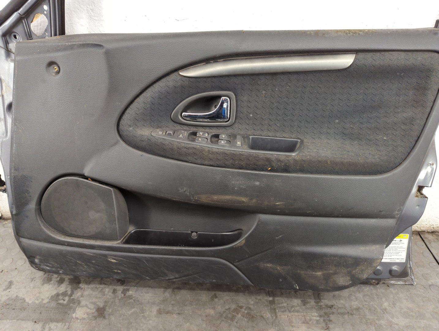 Дверь передняя правая