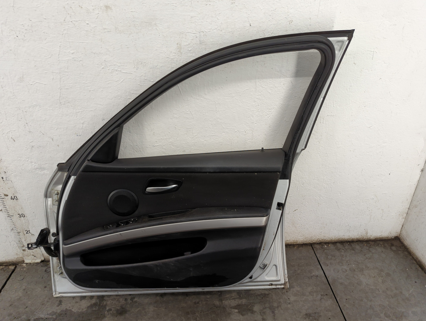 Дверь передняя правая