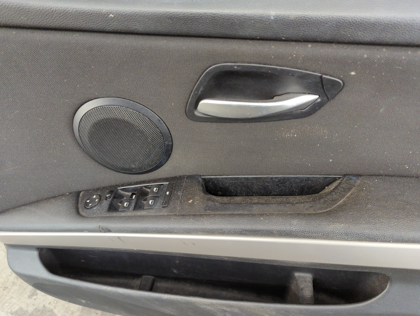 Дверь передняя правая