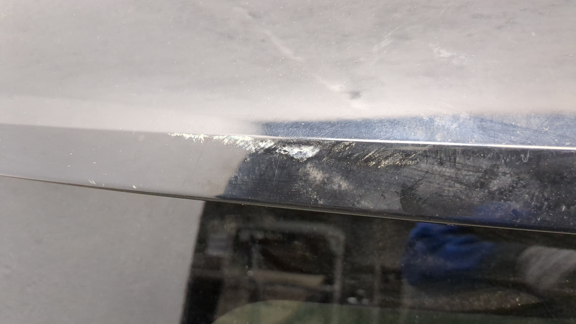 Стекло заднее