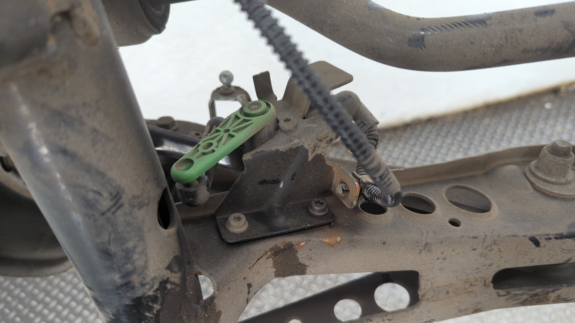 Балка задняя