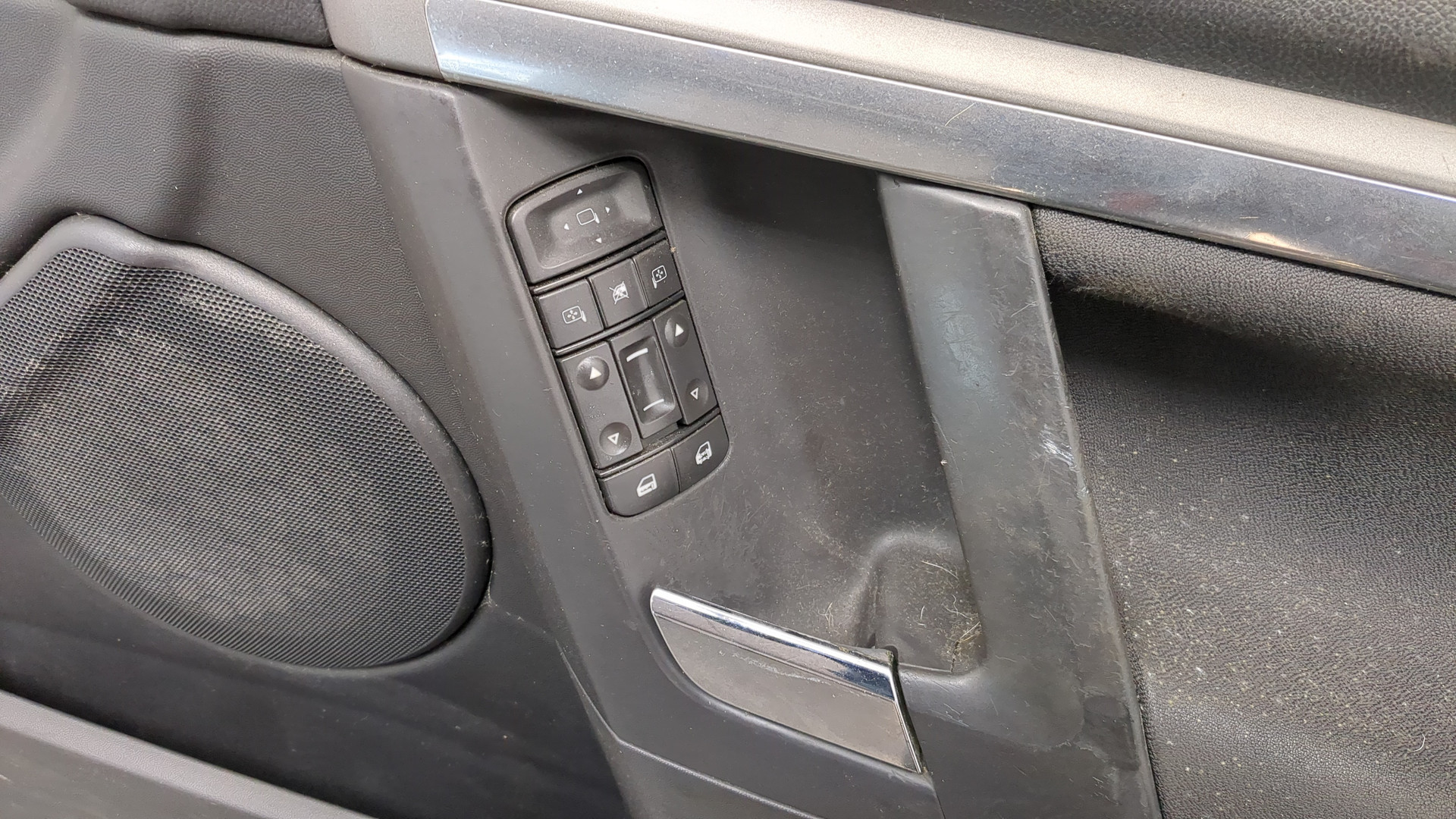 Дверь передняя правая