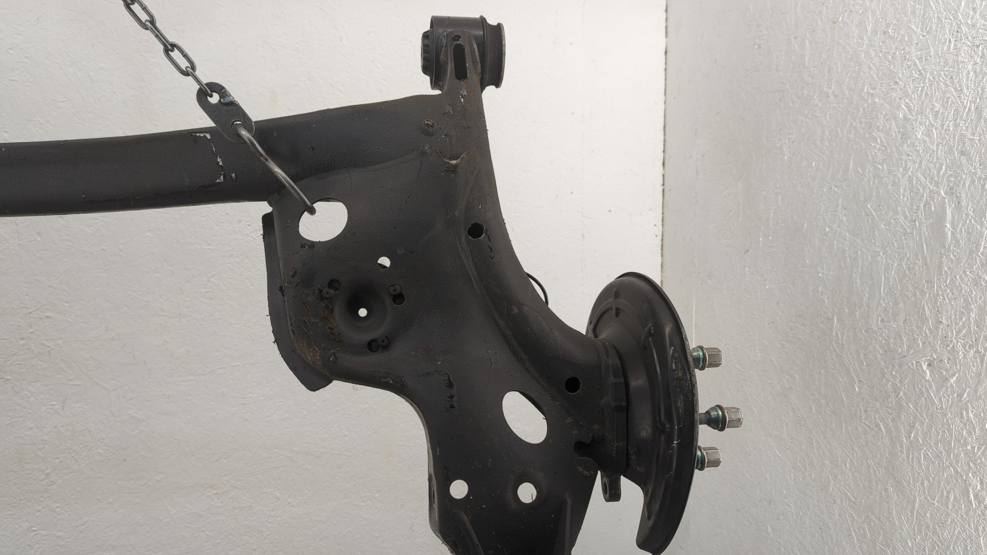 Балка задняя