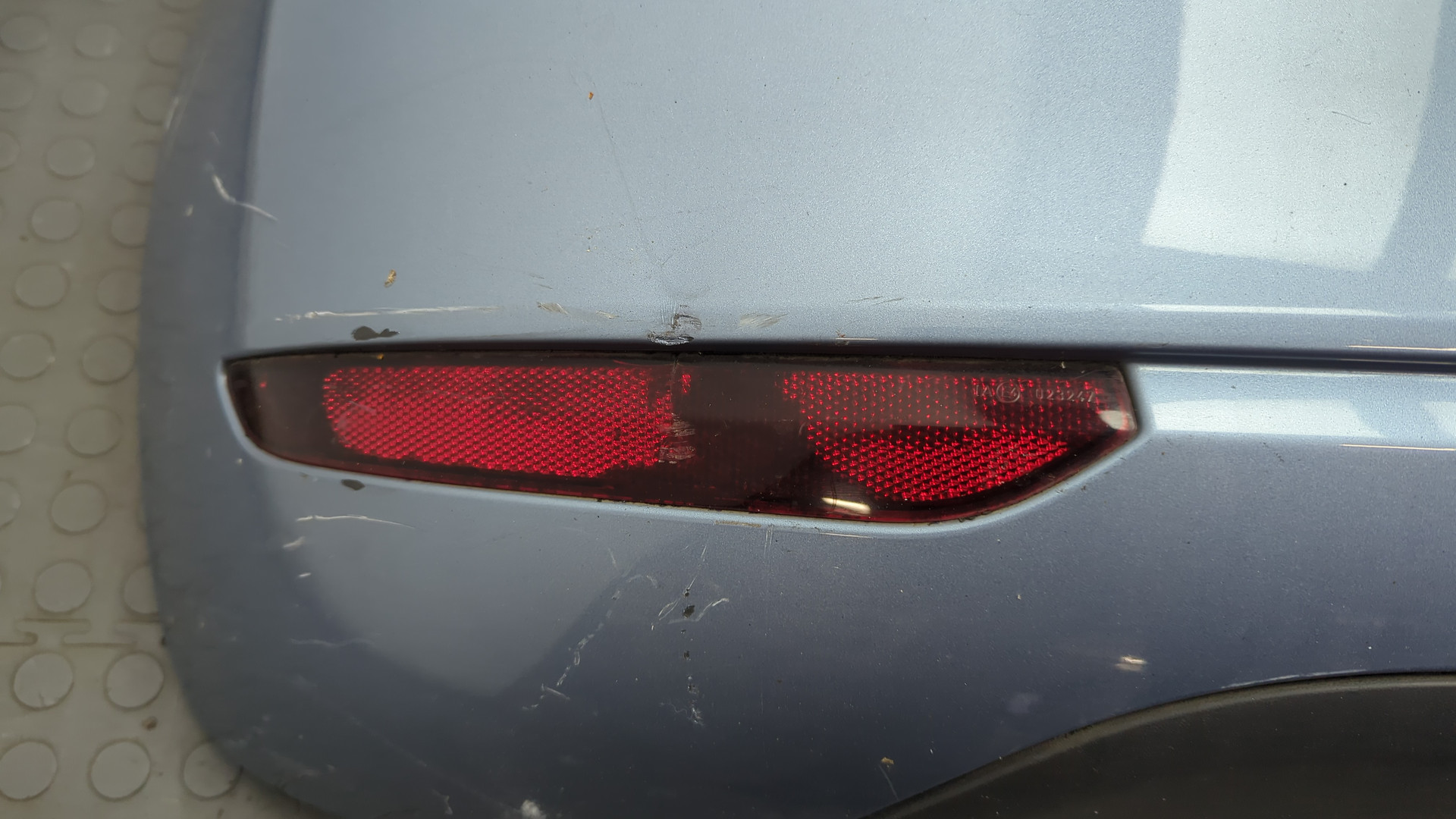 Бампер задний