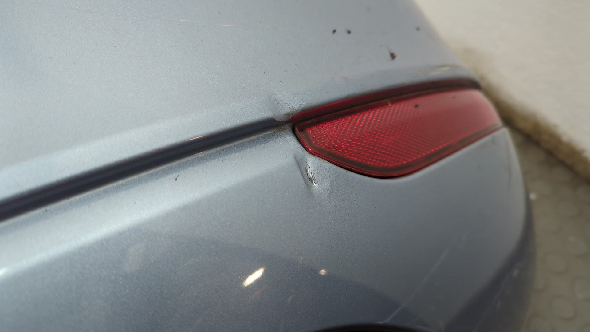 Бампер задний