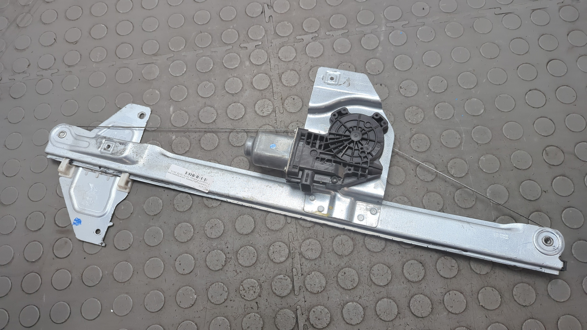 Стеклоподъемник электр. передний правый