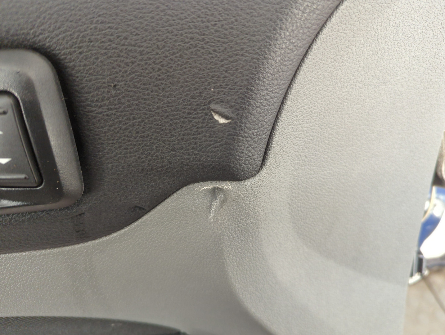 Дверь передняя левая