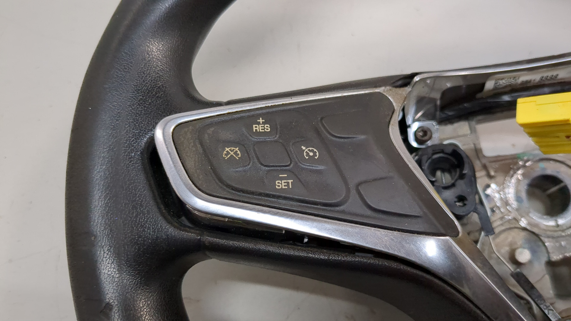 Рулевое колесо (руль)