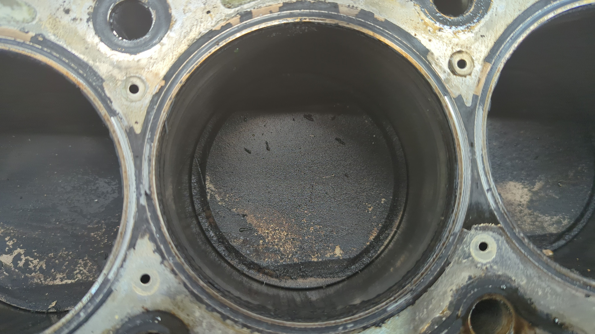 Блок двигателя