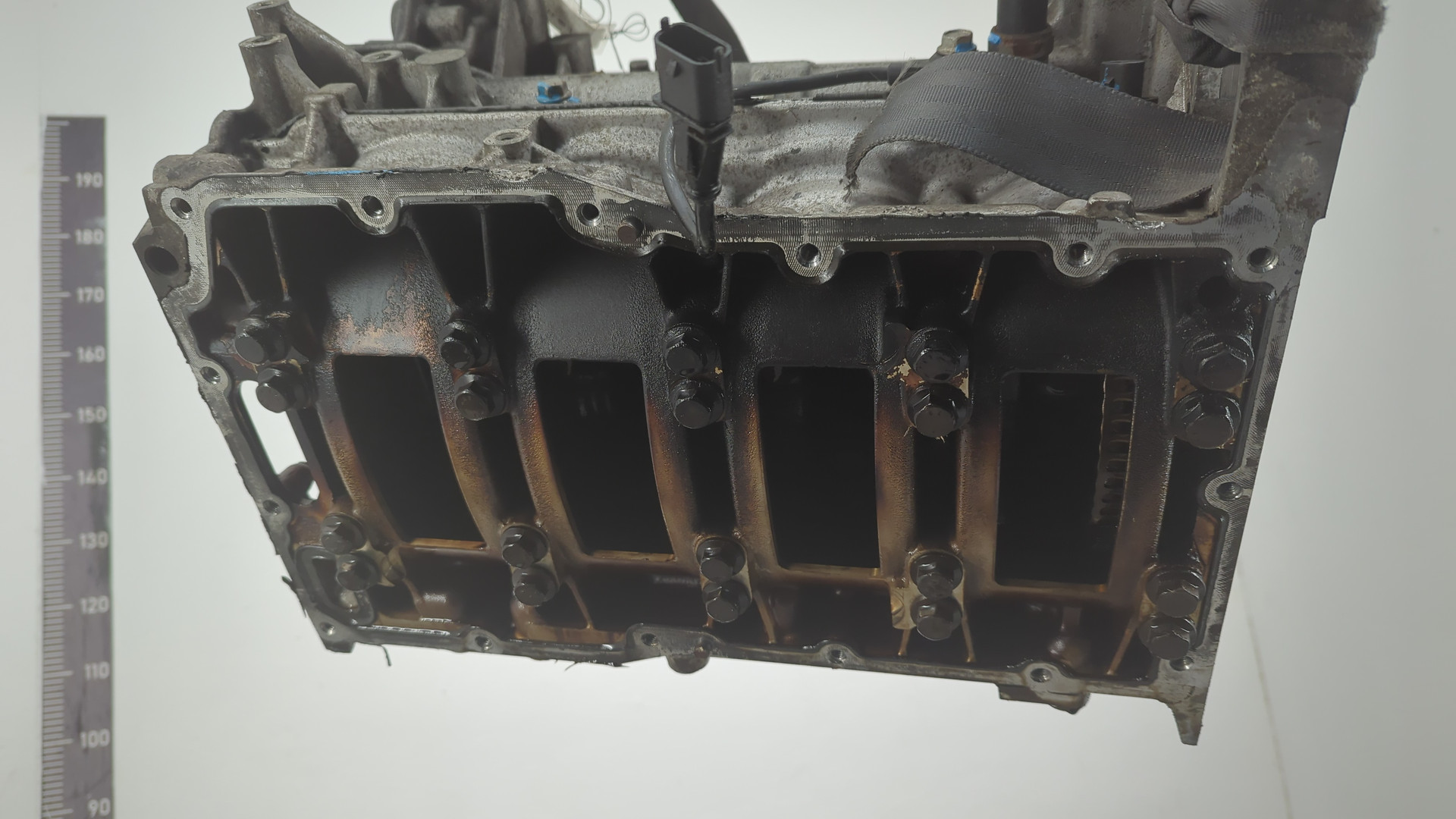 Блок двигателя